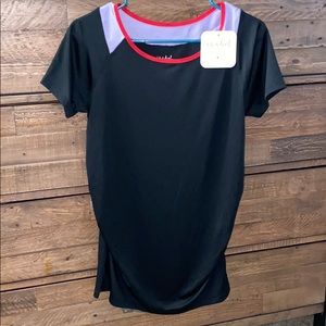 *Two Isabel Maternity activewear tips